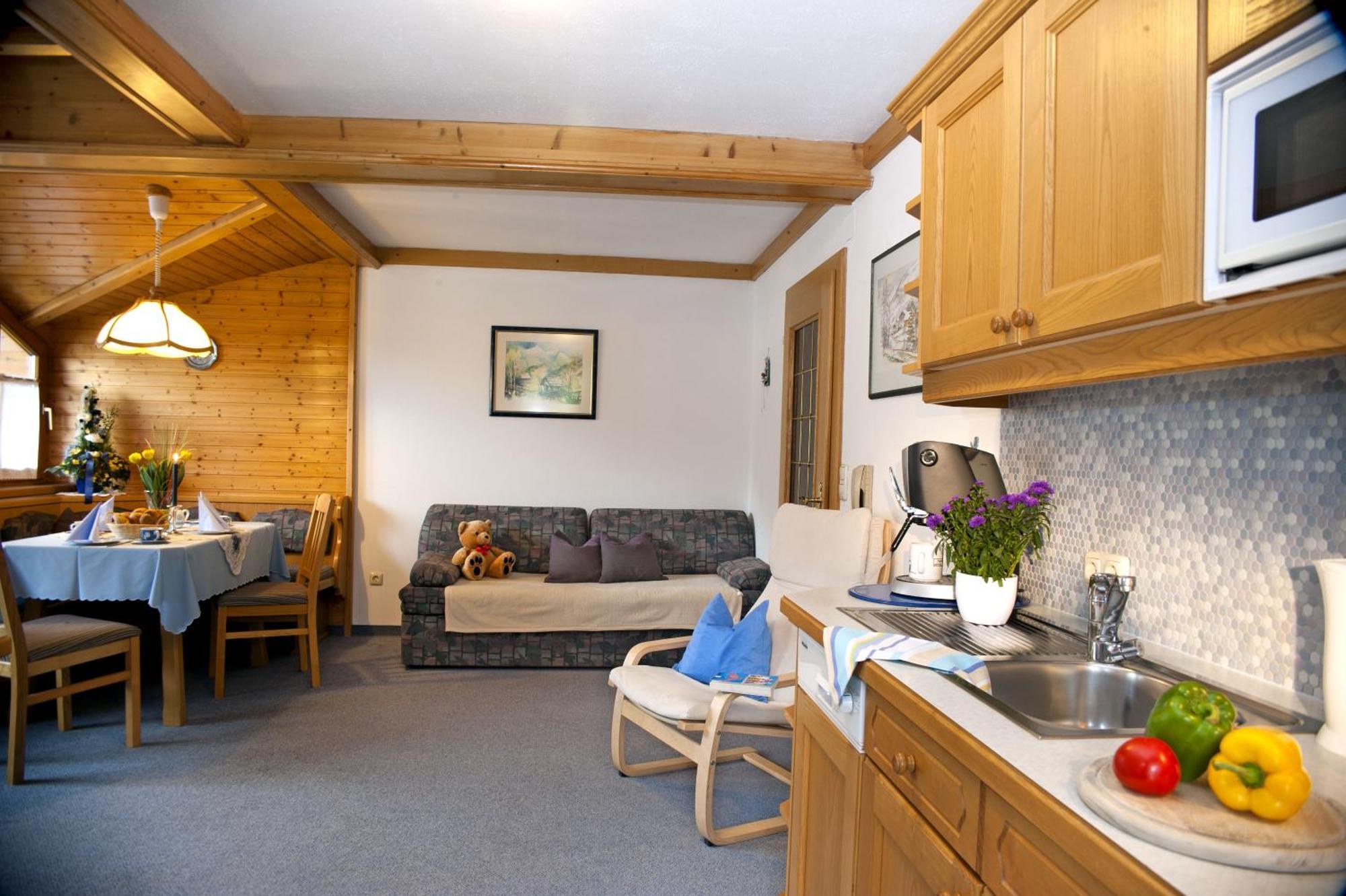 Gaestehaus Alpina Dorfgastein Bagian luar foto